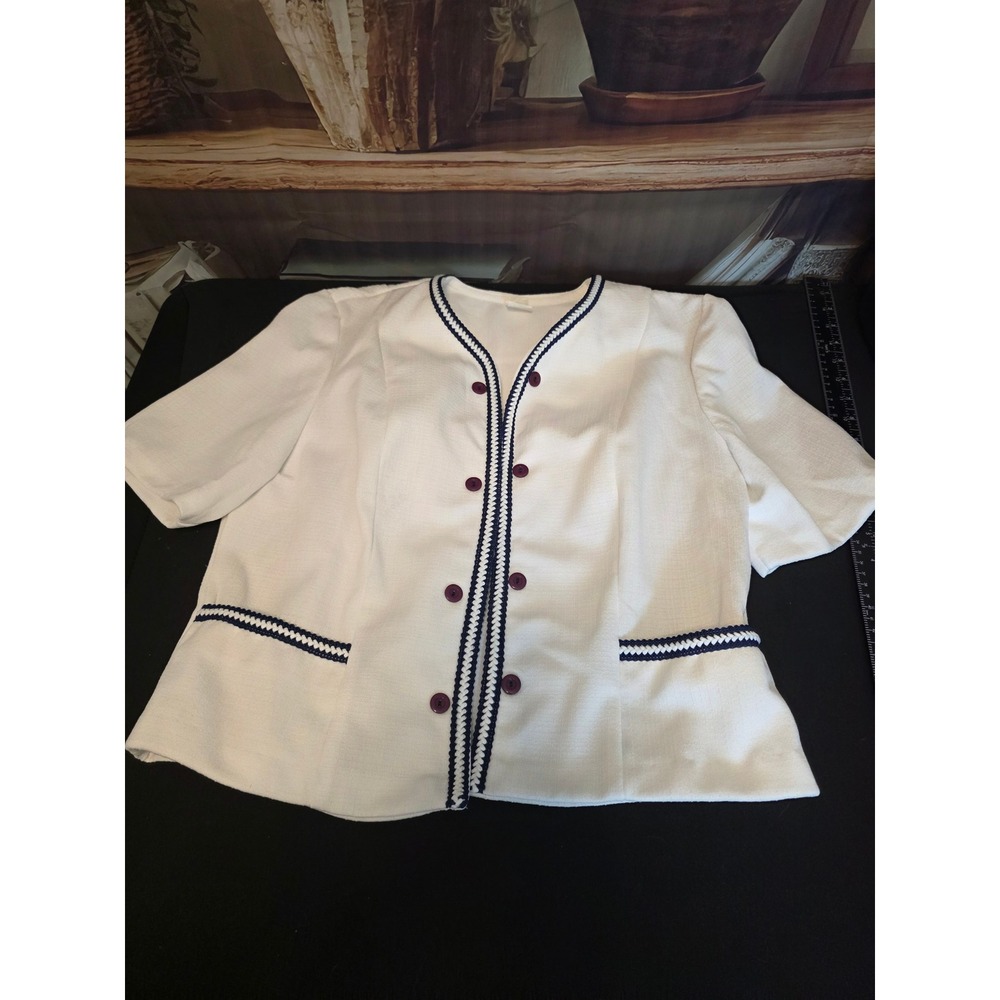Vintage White Short Sleeve Blazer Jacket Size 12 Navy Braided Trim Made in USA